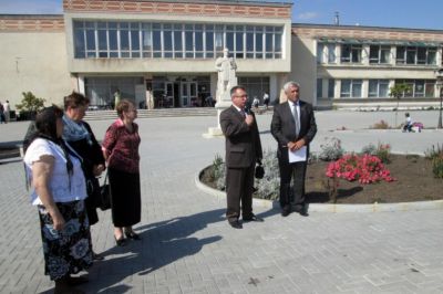 Inaugurare busturi la Baraboi