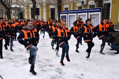 Flashmob în sprijinul 903