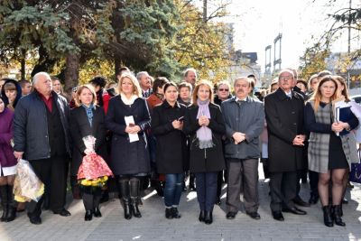 In memoriam Eugen Gladun și Petru Stratulat