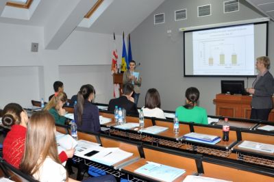 Proiectului REACH-4-Moldova, noiembrie 2014