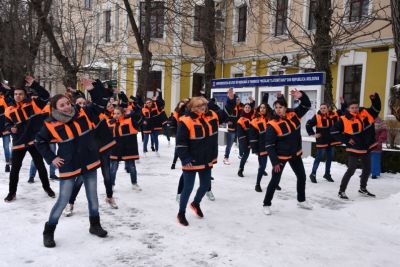 Flashmob în sprijinul 903