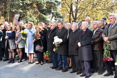 In memoriam Eugen Gladun și Petru Stratulat